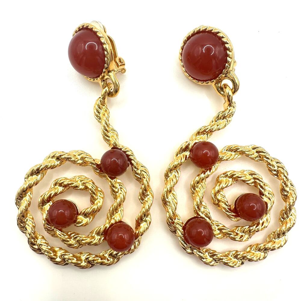 Avon vintage gold tone twisted rope red carnelian lucite dangle clip on earrings